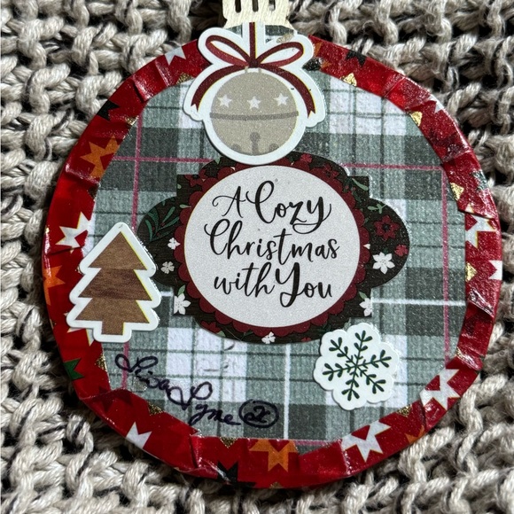 A set of (4) new 2.75x2.75” handmade unique wooden Xmas Tree Ornaments $32 - Picture 6 of 16